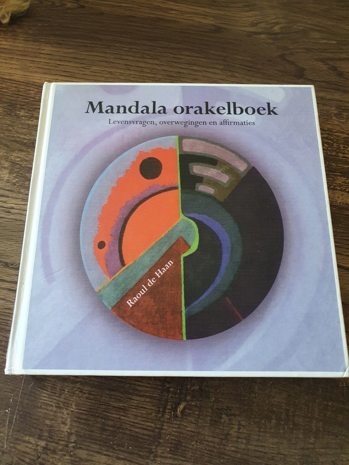 Mandala Orakelboek - Levensvragen, overwegingen, affirmaties, Boeken, Ophalen of Verzenden, Zo goed als nieuw, Spiritualiteit algemeen