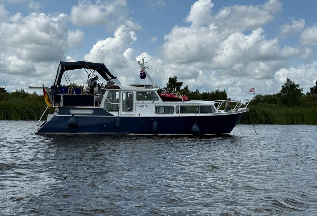 Kempala 1100 gsak (bj 1980), Watersport en Boten, Motorboten en Motorjachten, Gebruikt
