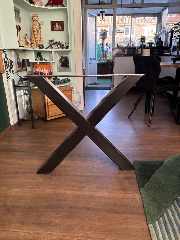 Stoere zwart metalen tafelpoten, Huis en Inrichting, Tafelonderdelen, Ophalen, Tafelpoot, Gebruikt, 50 tot 100 cm