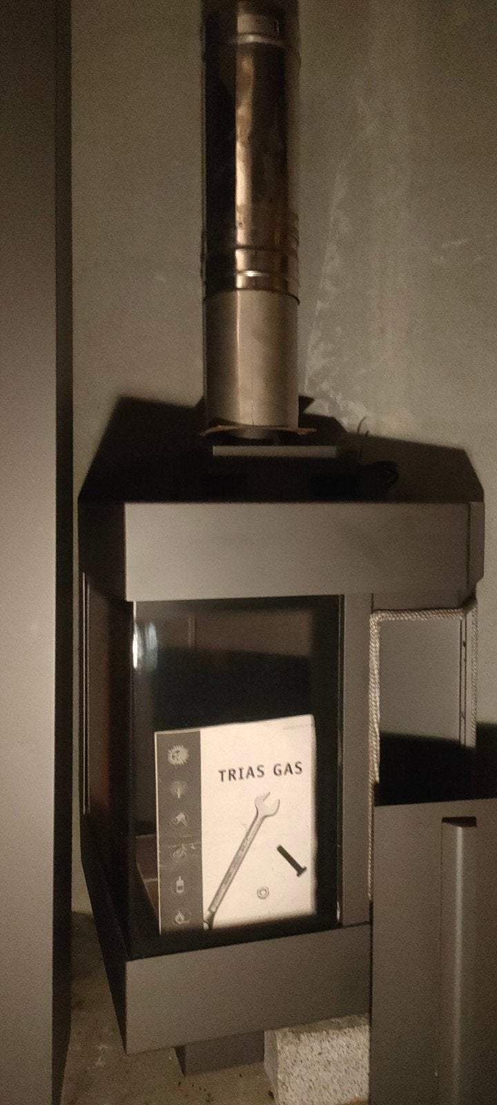 Harrie Leenders Trias Mk2 Gaskachel Wandhaard Muur kachel, Ophalen, Zo goed als nieuw, Hangende haard, Gashaard