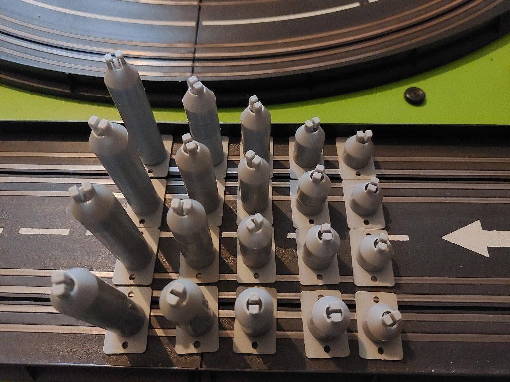 Mooie set brugpijlers. compleet voor Carrera Servo140, Verzenden, Onderdelen, Carrera, Nieuw