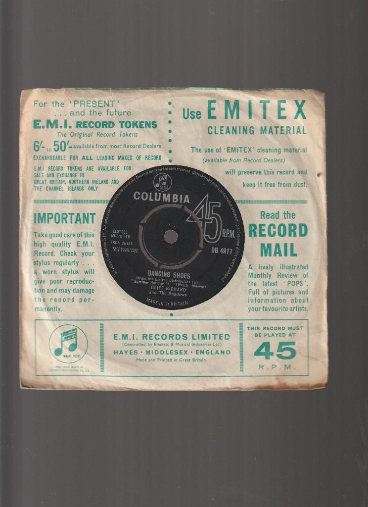 CLIFF RICHARD and THE SHADOWS  --  DANCING  SHOES, Cd's en Dvd's, Gebruikt, Verzenden, Originele persing, 7 inch