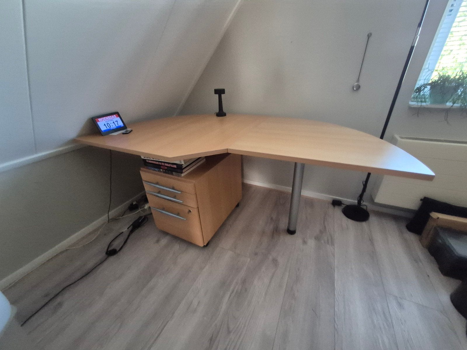 Ruim hoekbureau met ladeblok-gratis af te halen Ideaal voor, Ophalen, Gebruikt, Hout, Hoekbureau