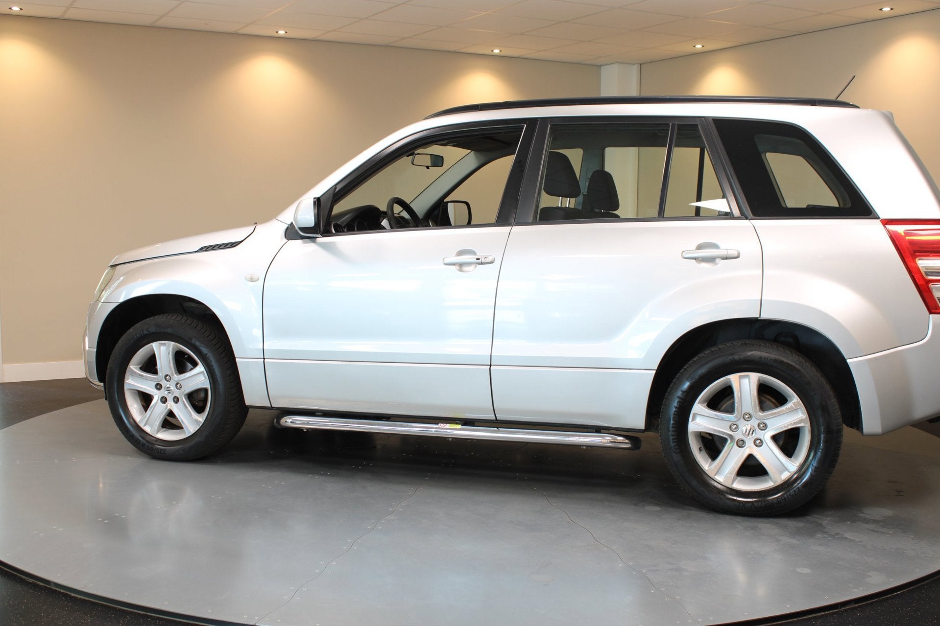 Suzuki Grand Vitara 2.0-16V Exclusive *Automaat* Trekhaak|Ai, Auto's, Automaat, 4 cilinders, Grand Vitara, Bedrijf