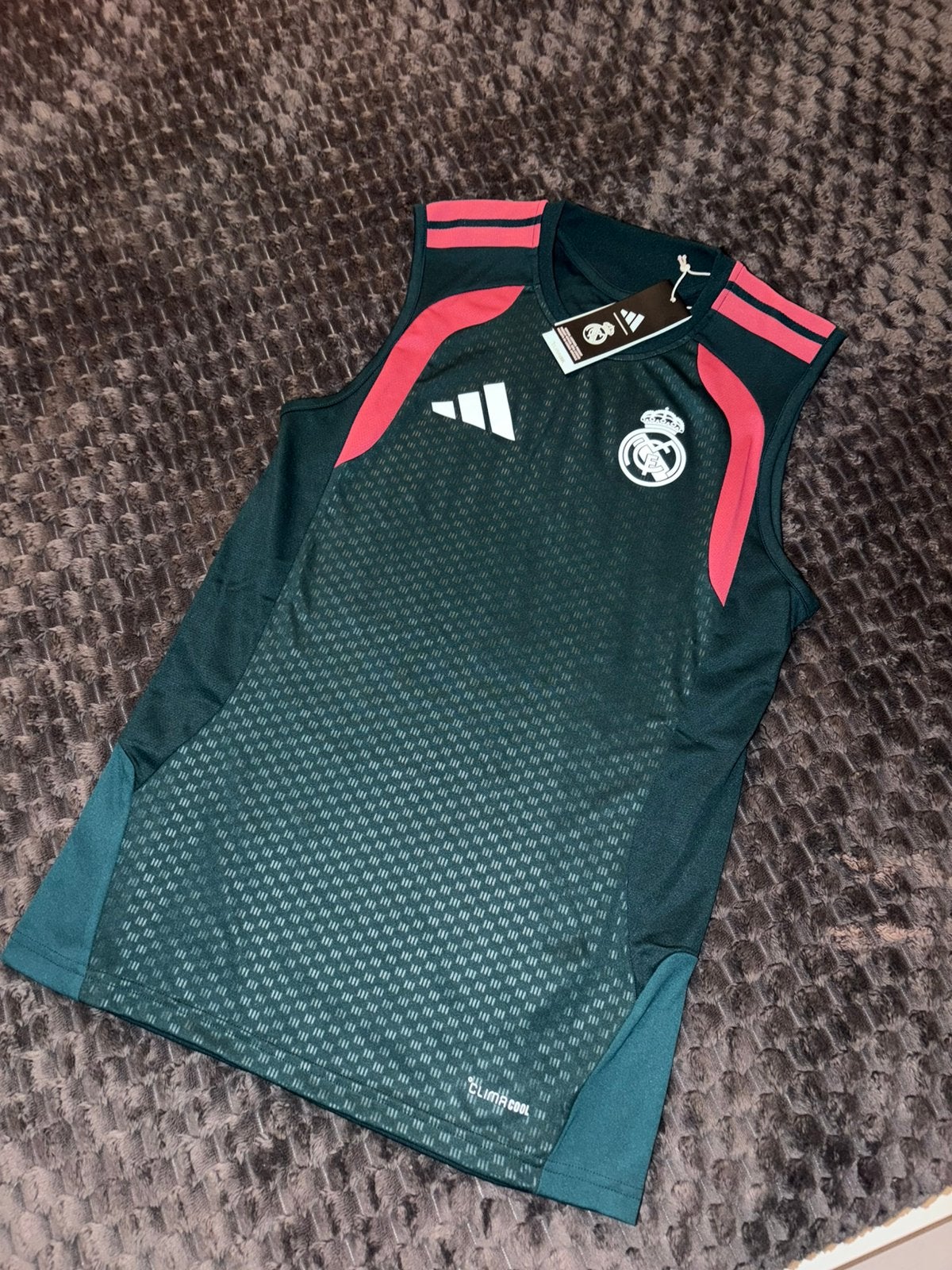 Real Madrid Mouwloos Shirt - Nieuw met label  Maat S, Nieuw, Ophalen of Verzenden, Voetbal, Meerkleurig