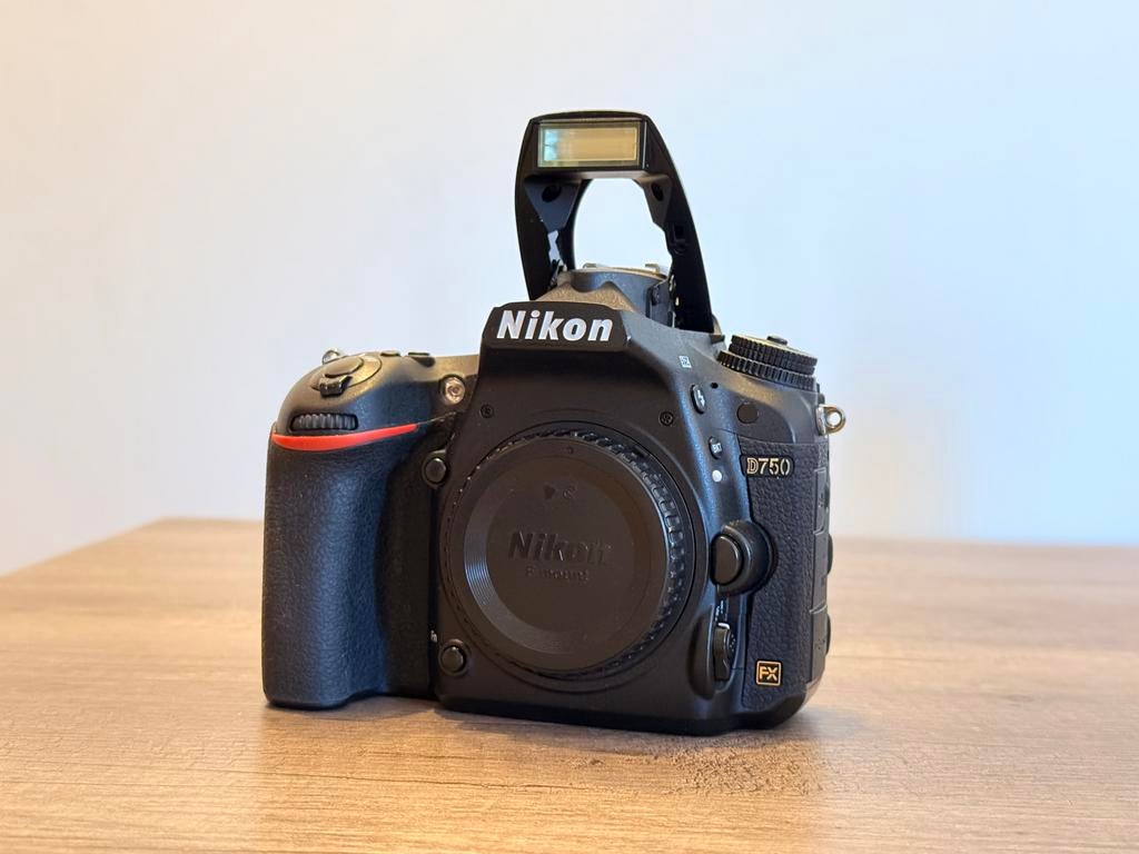 Nikon D750 Full Frame Body – Perfect werkend – 128K clicks, Audio, Tv en Foto, Fotocamera's Digitaal, Ophalen of Verzenden, Zo goed als nieuw