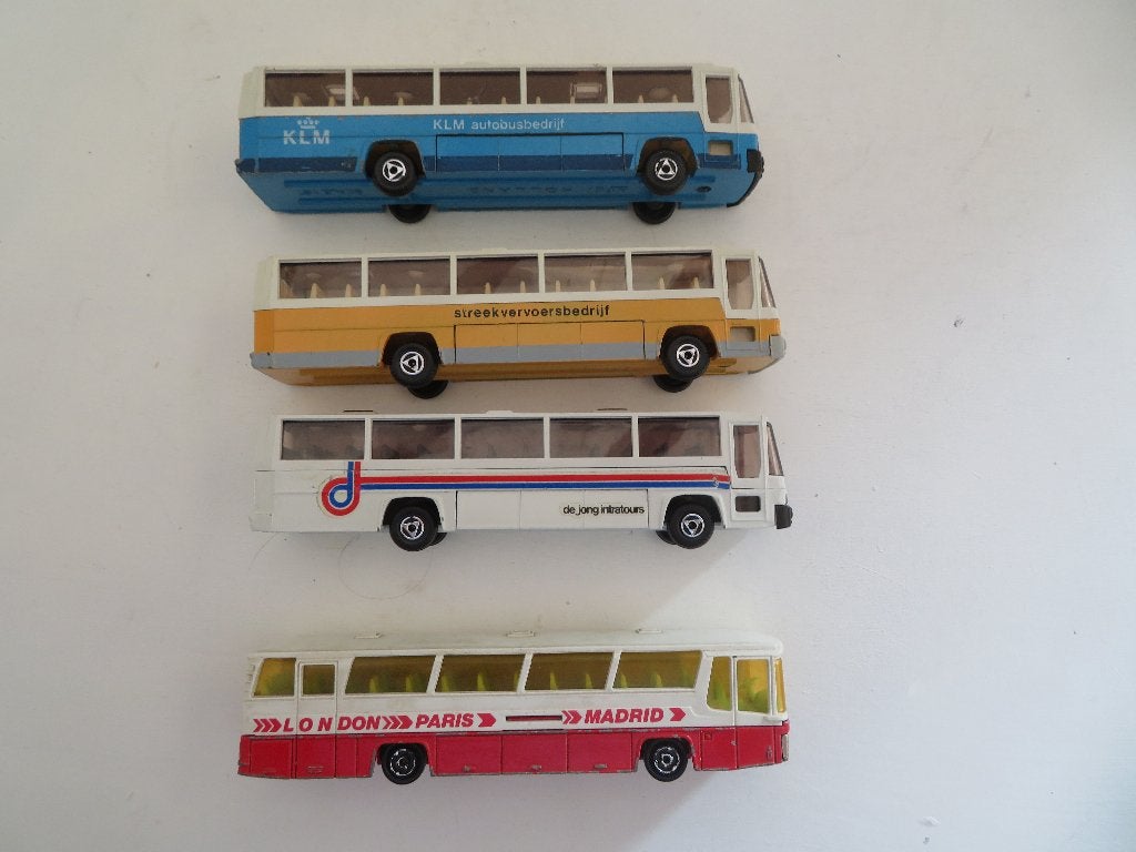 4 Bussen 1:87 3x Efsi KLM, De Jong Intratours, Streekvervoer, Ophalen of Verzenden, Bus of Vrachtwagen, Efsi