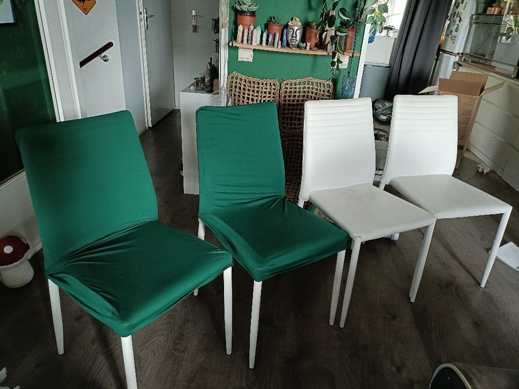 Gratis 4 eettafel stoelen, Ophalen, Gebruikt, Wit, Vier