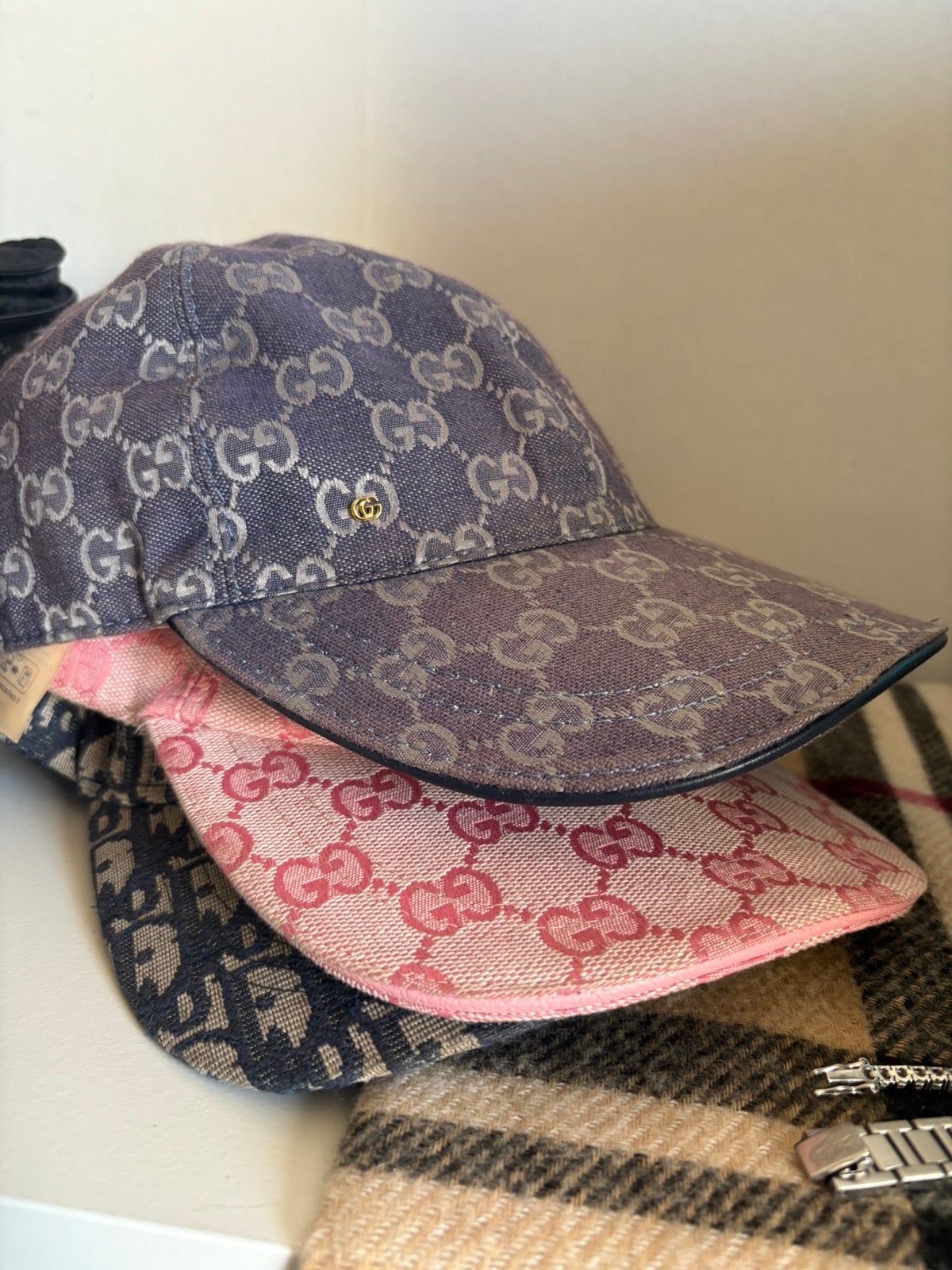 gucci petten, dior pet armbanden en riem, Ophalen, Zo goed als nieuw, One size fits all