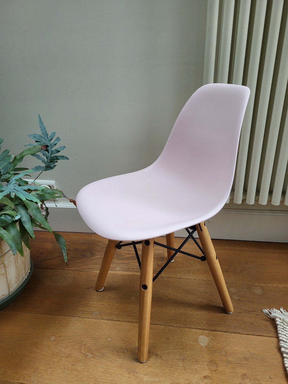 Kinderstoel roze, Ophalen, Zo goed als nieuw, Overige kleuren, Eén