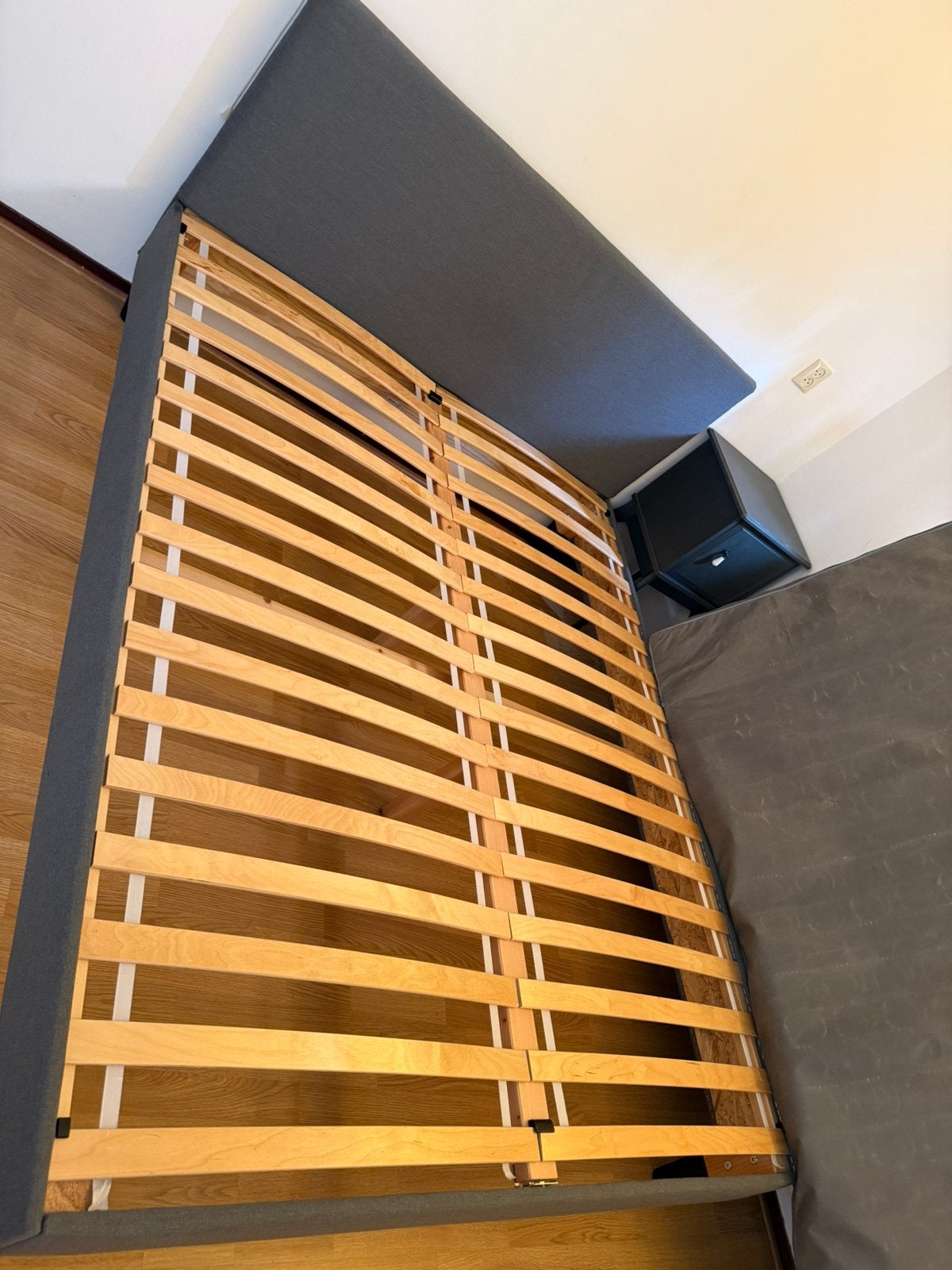 Ikea bed, Ophalen, Zo goed als nieuw, Tweepersoons, 160 cm