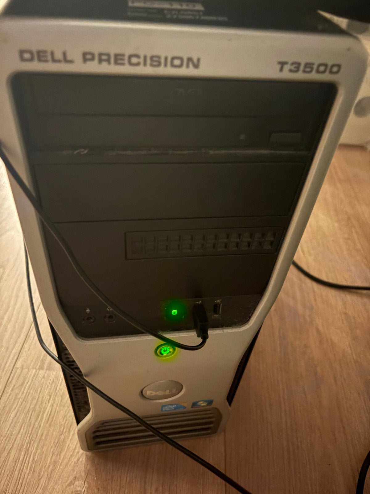 Dell Precision T3500 Workstation - Krachtige Desktop PC, Gebruikt, HDD, 8 GB, Ophalen of Verzenden