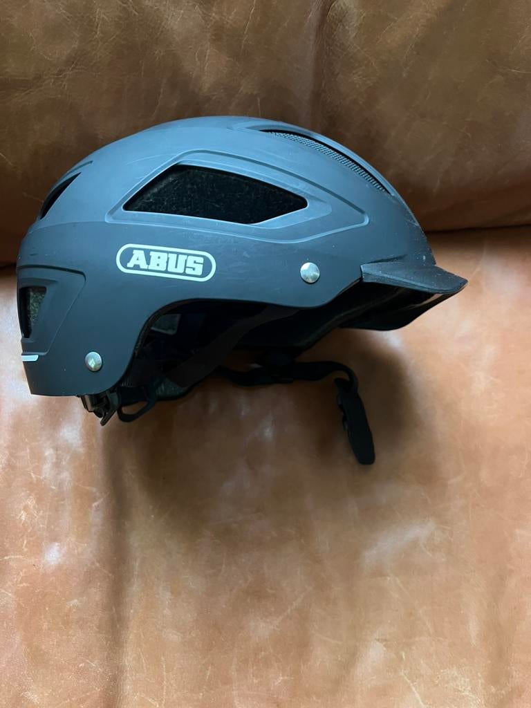Fietshelm heren XL ABUS, Fietsen en Brommers, Fietsaccessoires | Fietshelmen, Ophalen of Verzenden, Nieuw, XL, Heer of Dame