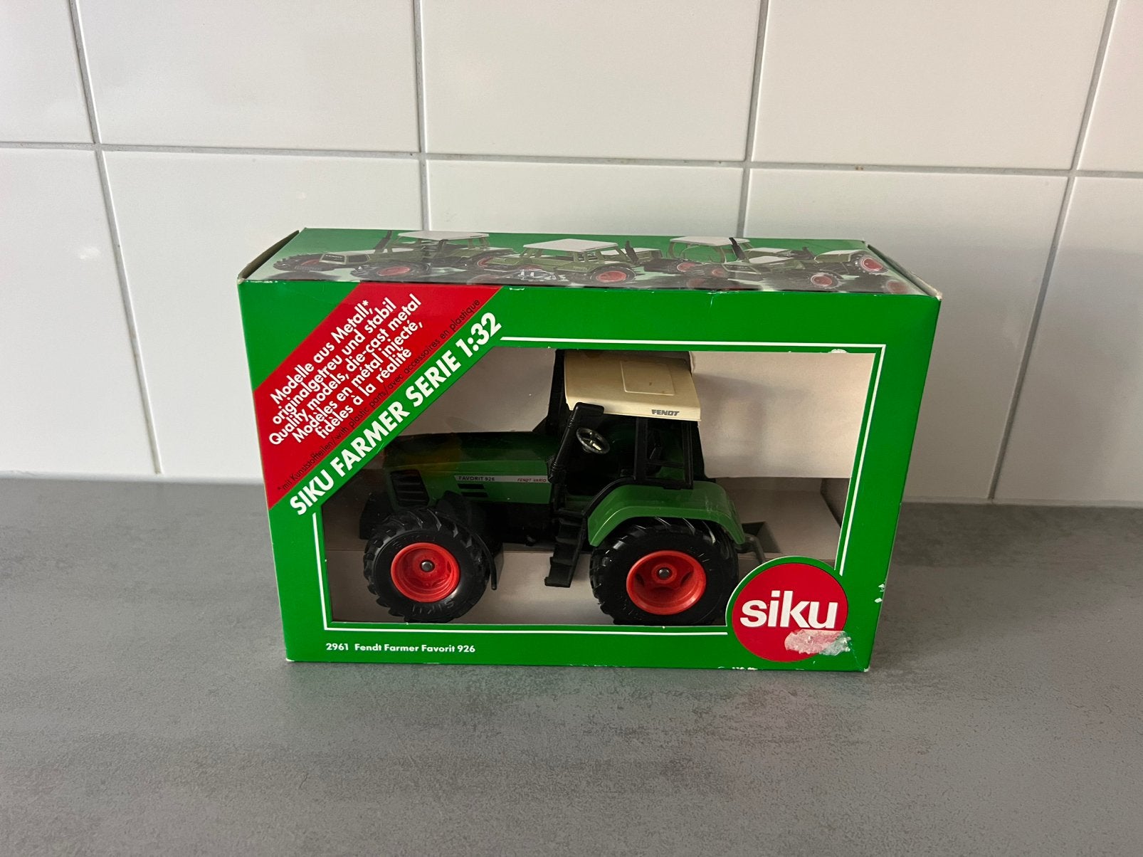 Siku - 2961 fendt farmer favorit 926 - schaal 1:32, Ophalen of Verzenden, Nieuw