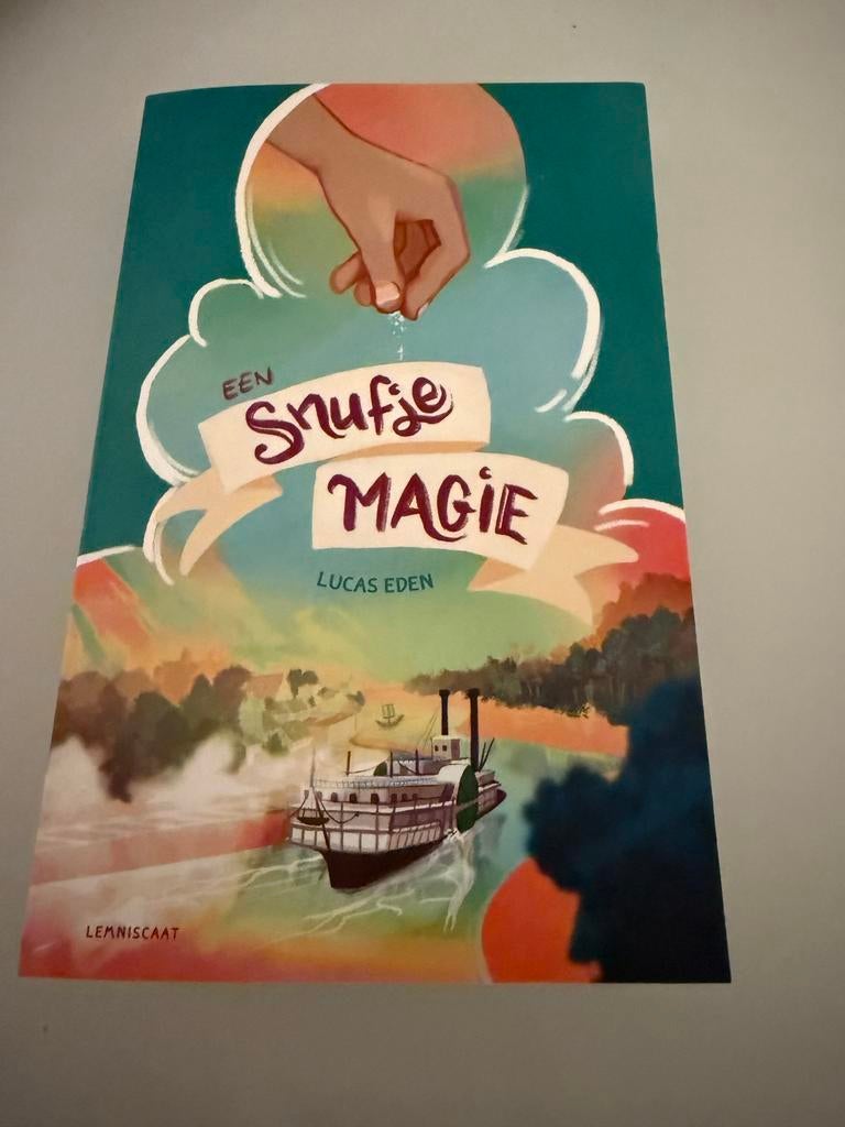 Een Snufje Magie - Lucas Eden (Kinderboek), Boeken, Kinderboeken | Jeugd | onder 10 jaar, Ophalen of Verzenden, Zo goed als nieuw