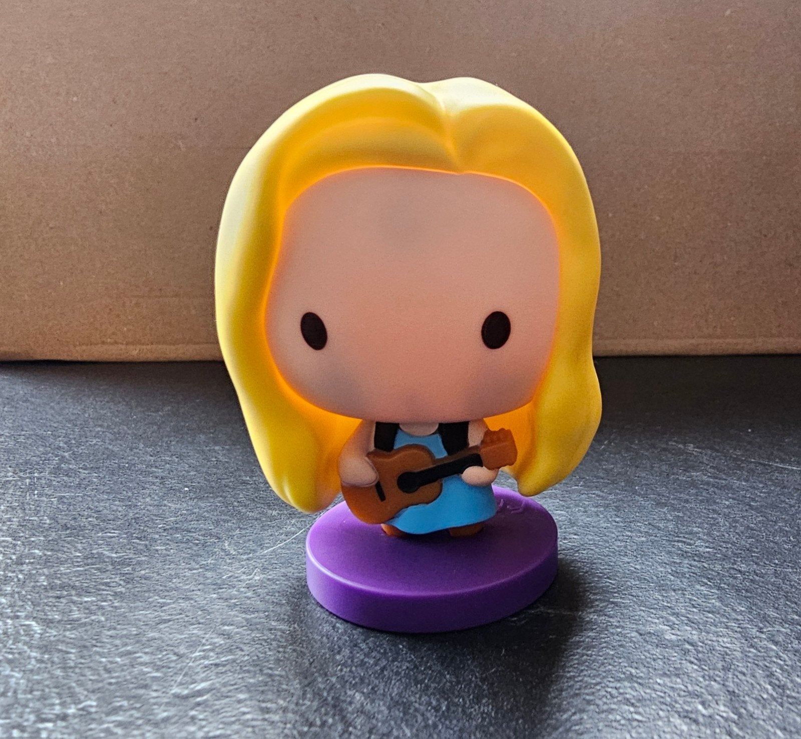 Phoebe Buffay figuur Friends McDonald's Happy Meal, Ophalen of Verzenden, Zo goed als nieuw