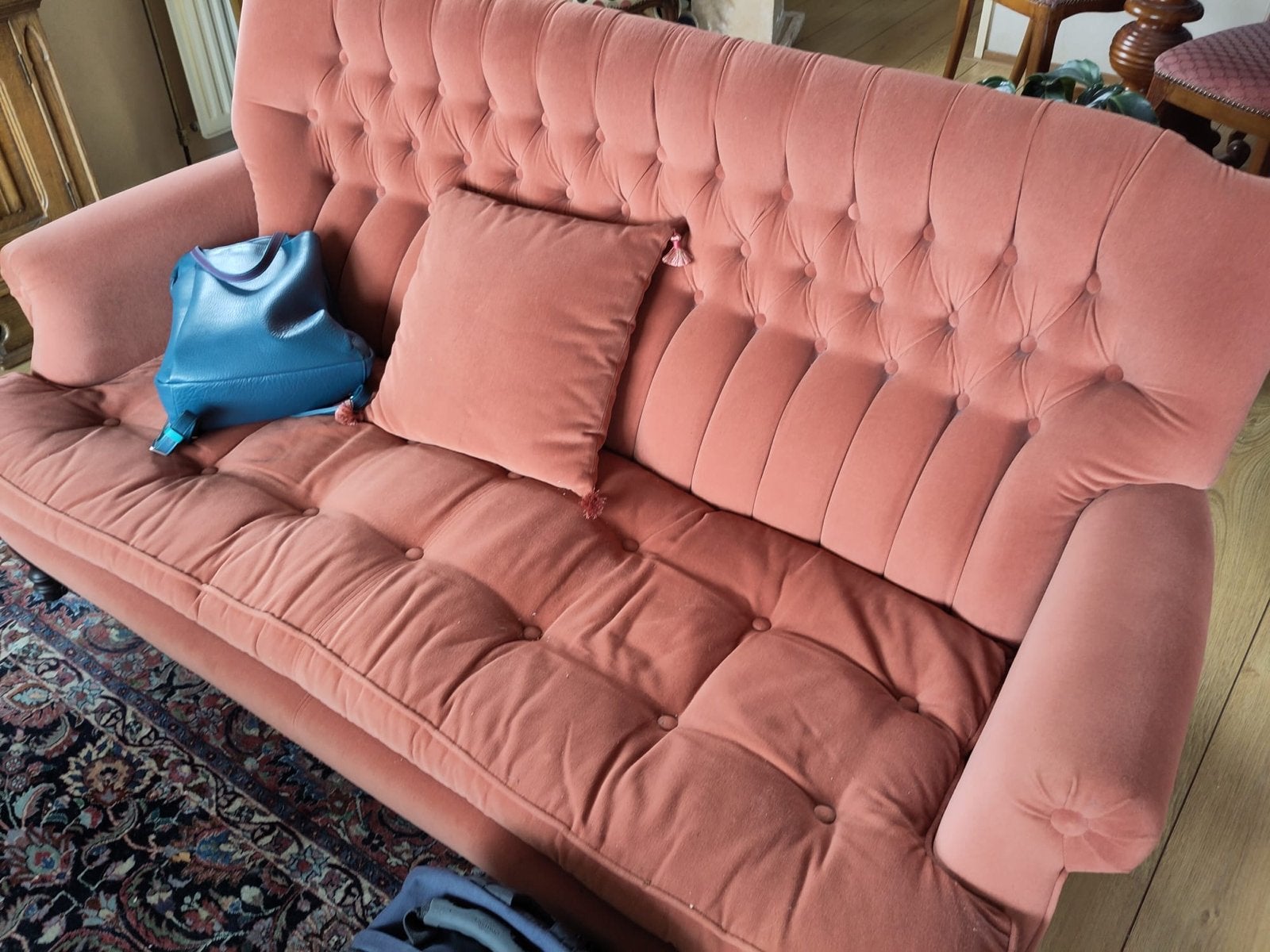 Moet snel weg! Vintage Roze Fluweel Bank, Ophalen, Gebruikt, Driepersoons, 75 tot 100 cm