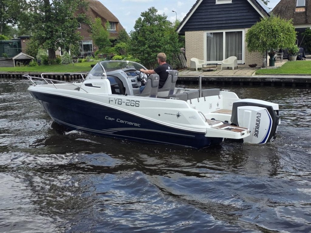 Jeanneau Cap Camarat 6.5 WA incl. Evinrude 250 PK G2, Info@bomert.nl, Bomert Watersport B.V., Vosjacht 5 te Giethoorn, Zo goed als nieuw