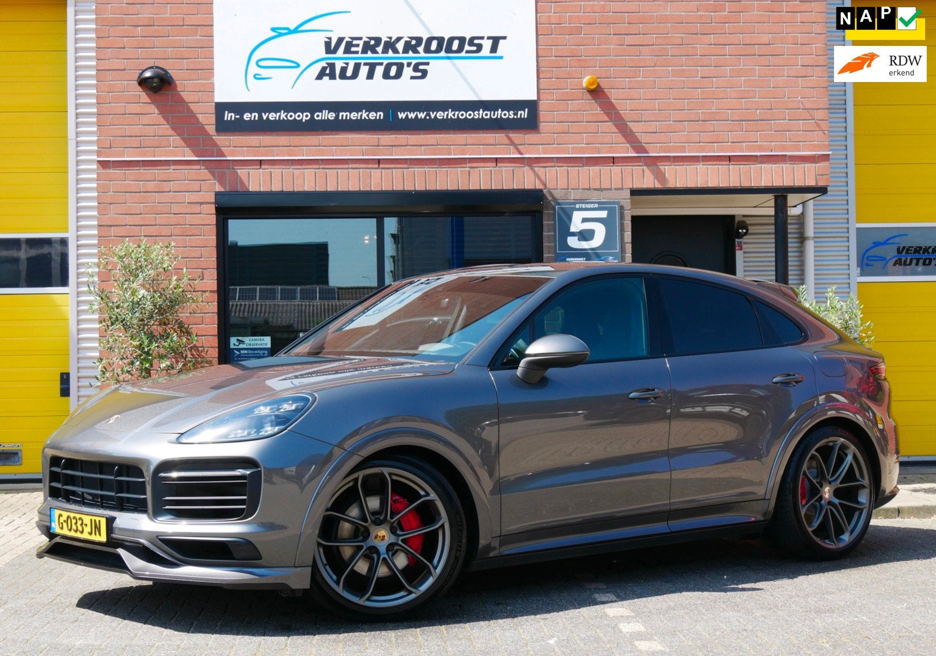 Porsche Cayenne Coupé 3.0 E-Hybrid lightweight sport. sport, Auto's, Gebruikt, 2995 cc, Leder en Stof, 340 pk