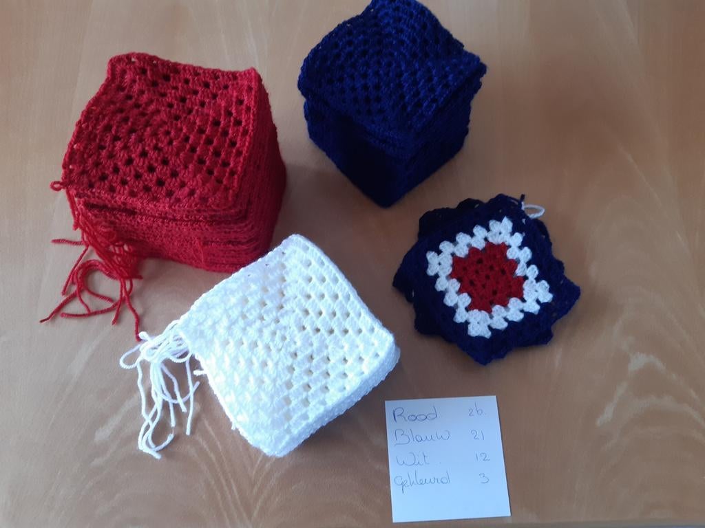 62 gehaakte lapjes., Ophalen, Nieuw, Haken, Overige typen