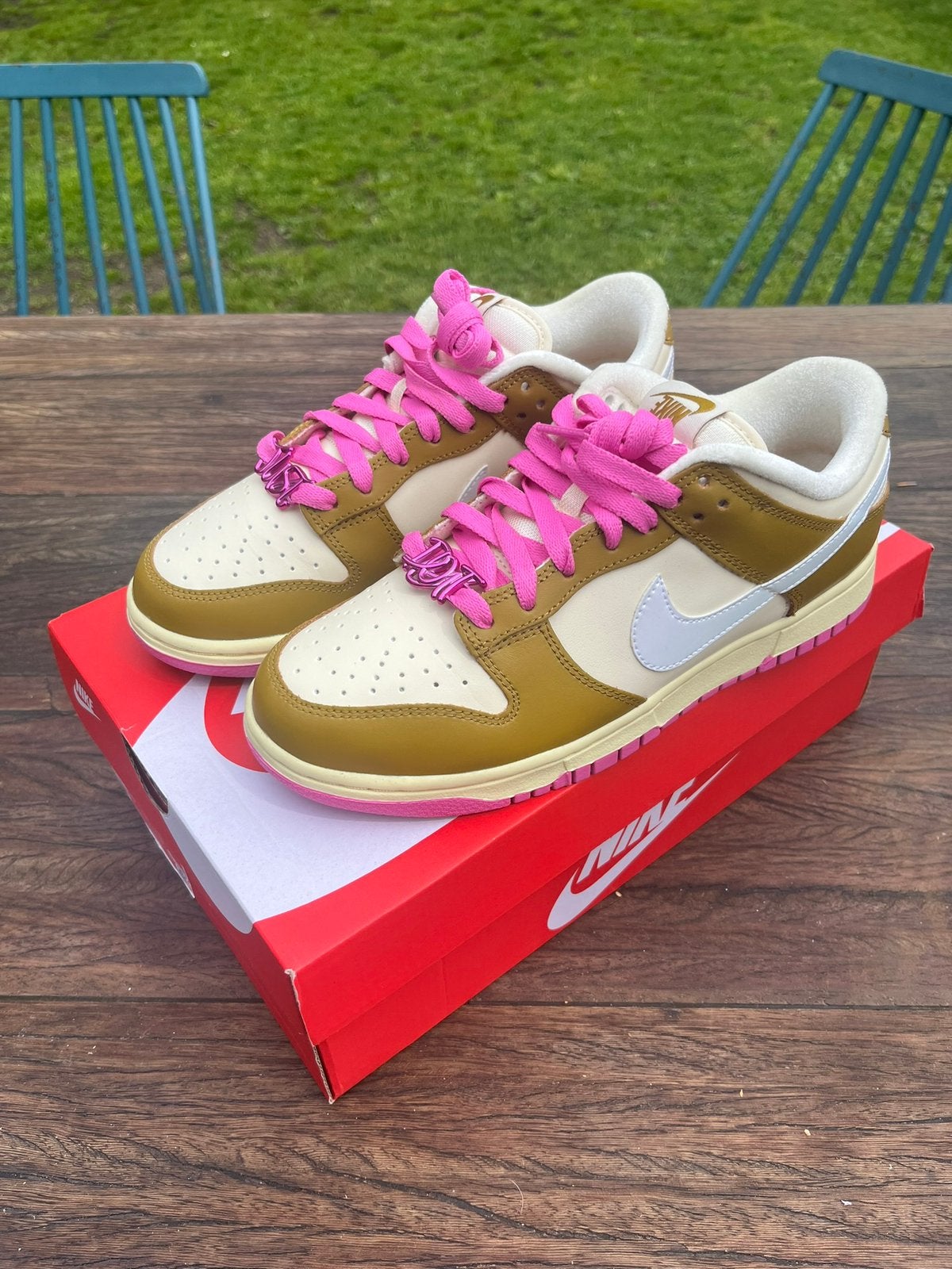 Nike Dunk Low bronzine pink, Overige kleuren, Nieuw, Ophalen of Verzenden, Sneakers of Gympen