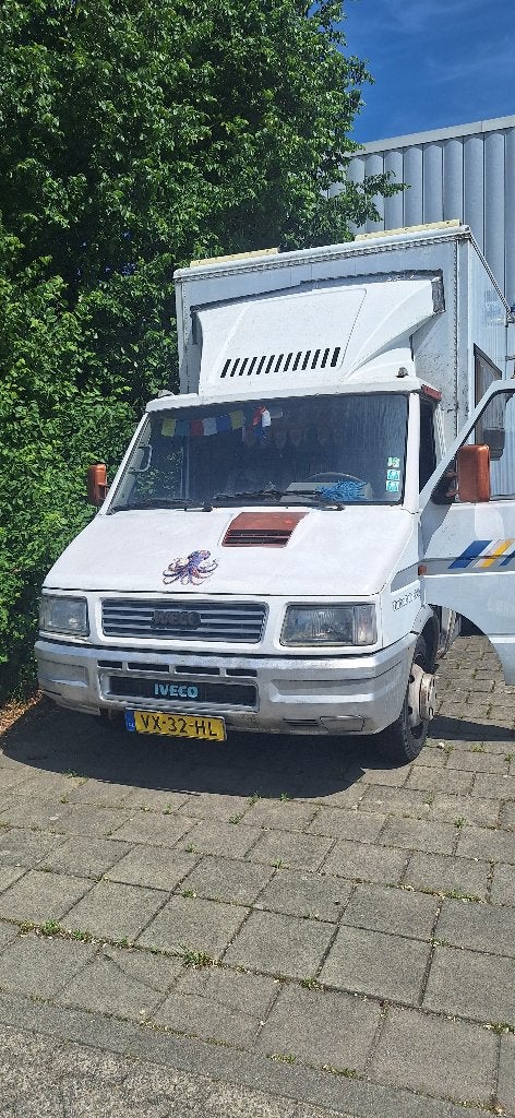 Iveco daily camper grijs kenteken, Overige merken, Buscamper of Camperbus, Koelkast, 6 tot 7 meter