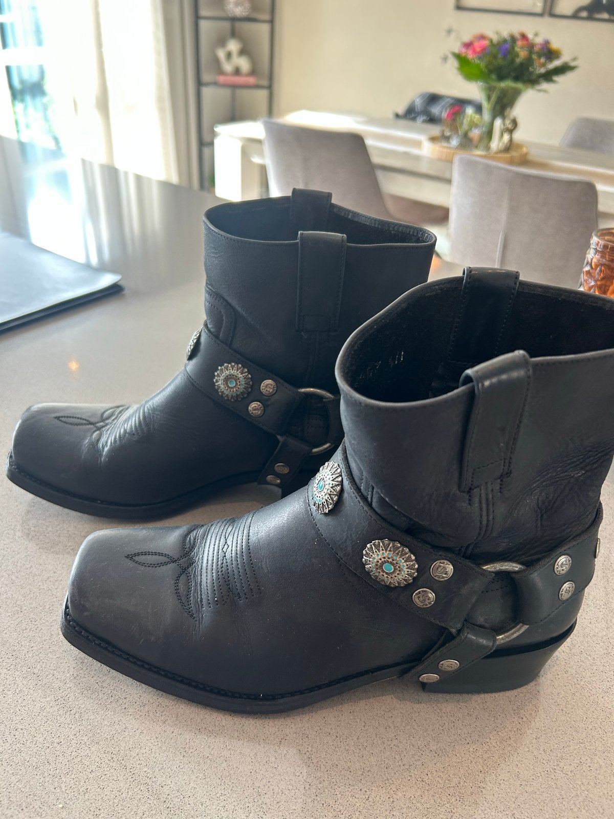 Gave leren Sendra cowboylaarzen, mt40 met turquoise details, Kleding | Dames, Schoenen, Ophalen of Verzenden, Gedragen, Zwart