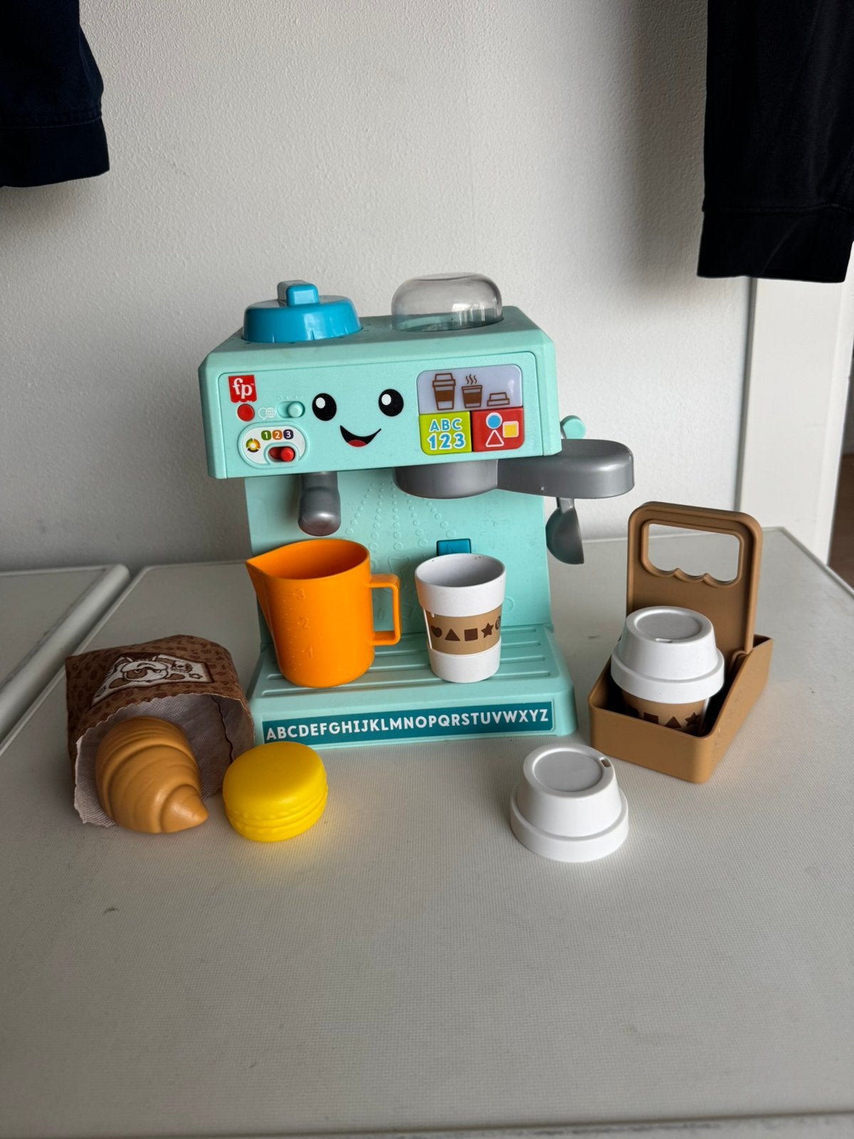 Fisher price leren en serveren koffiemachine, Ophalen, Zo goed als nieuw, Kunststof
