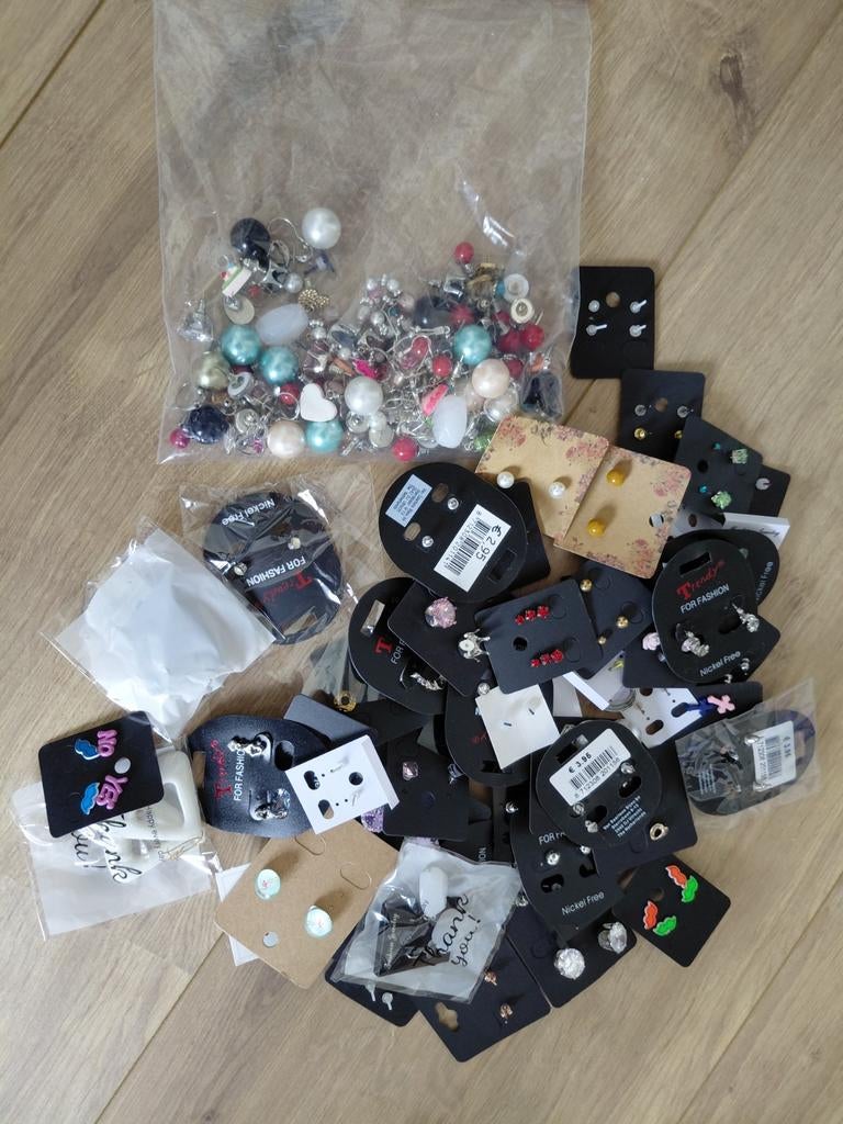 Partij oorbel knopjes, Ophalen of Verzenden, Nieuw, Overige materialen