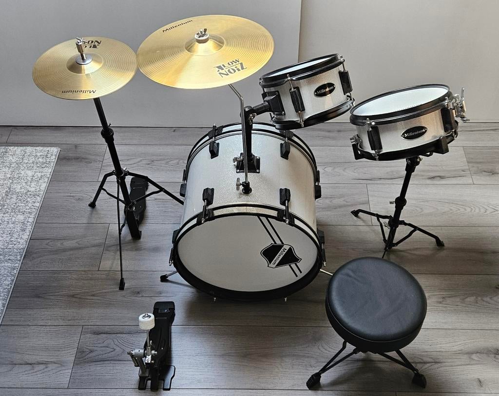Compleet Millenium drumstel - ideaal voor beginners, Ophalen, Zo goed als nieuw