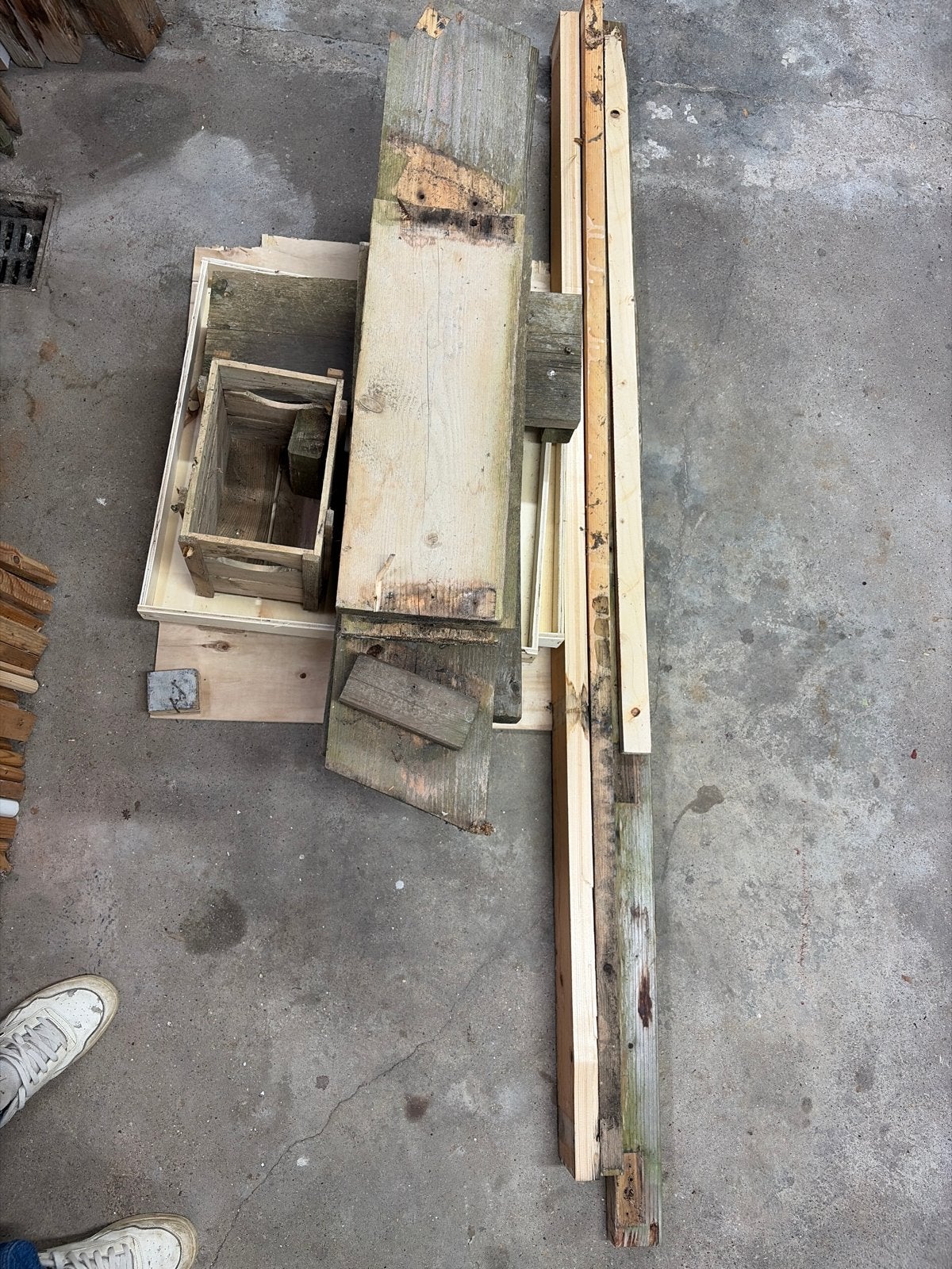 Diverse partij gebruikt hout: planken, balken, krat, Ophalen, Gebruikt, Balk, Overige houtsoorten