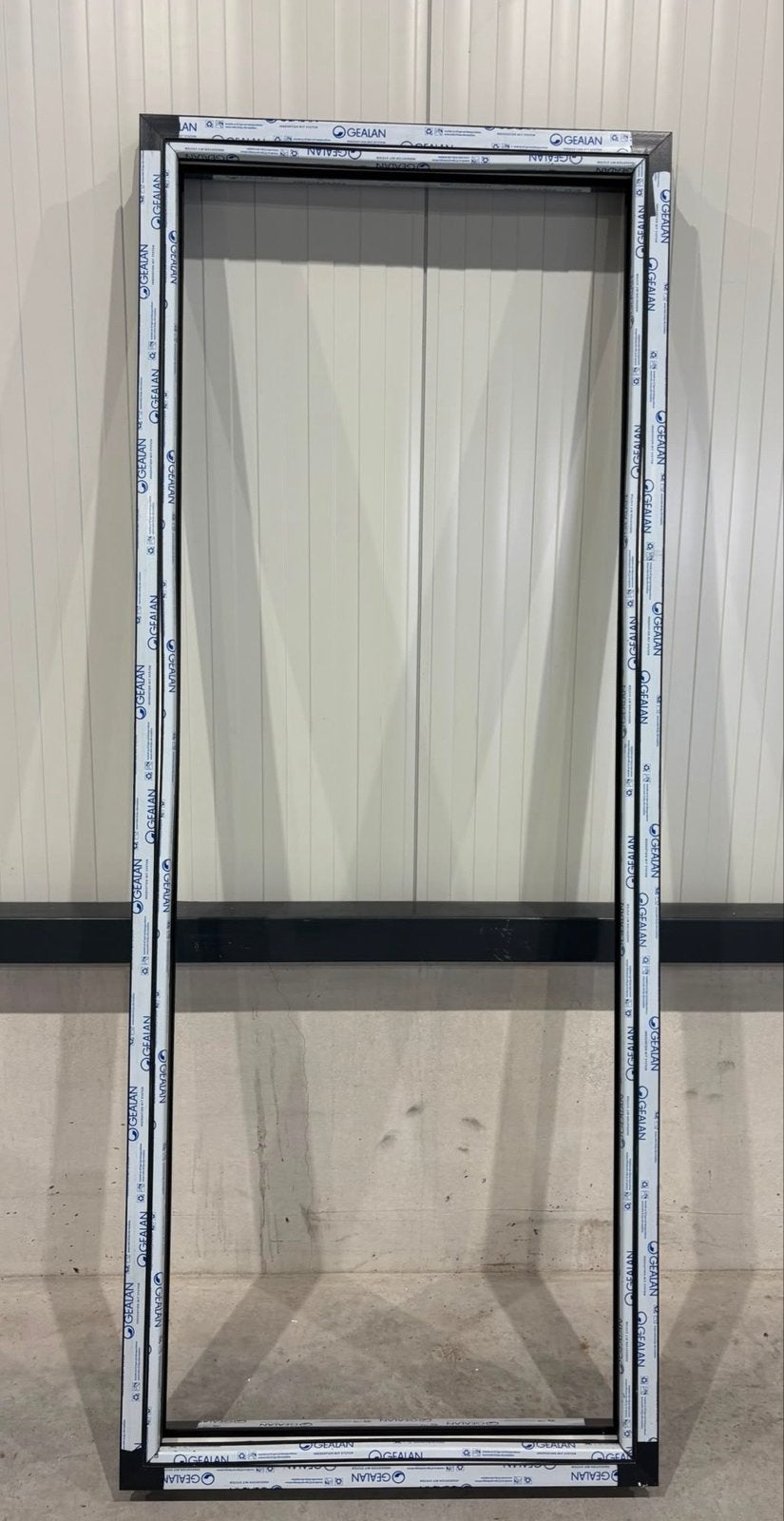 Gealan Kunststof Kozijn RAL7021 - 984x2447mm, Kunststof, Raamkozijn, Nieuw, 225 cm of meer