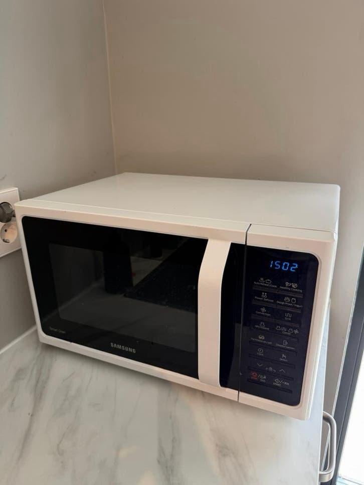 SAMSUNG MC28H5015AW/EF - Combimagnetron - 900 W - Inhoud 28L, Ophalen, Combimagnetron, Grill, Zo goed als nieuw