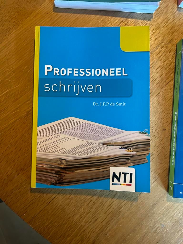 Professioneel schrijven - Dr. J.F.P de Smit, Ophalen, Alpha, Gelezen, Overige niveaus