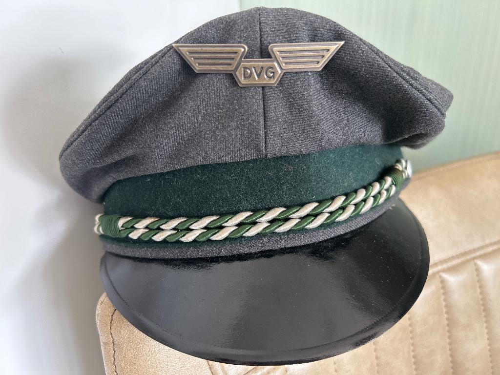 Originele Duitse DVG dienstpet – 1958, Verzamelen, Verzenden, Gebruikt, Trein, Overige typen