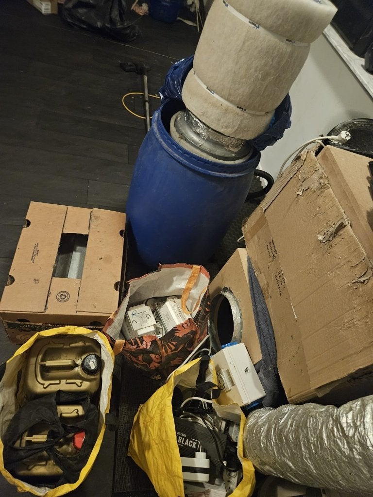 Kweekspullen,TRAVOS,FILTERS,BOXEN,LAMP/KAP,TENT,lees, Ophalen, Gebruikt, Overige typen