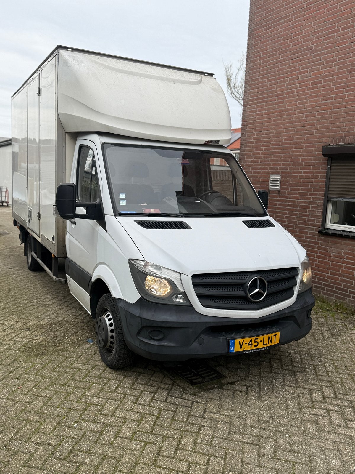 Mercedes benz 516 bakwagen met laadklep airco dubbelelucht, XC90, Zwart, 1969 cc, 320 pk