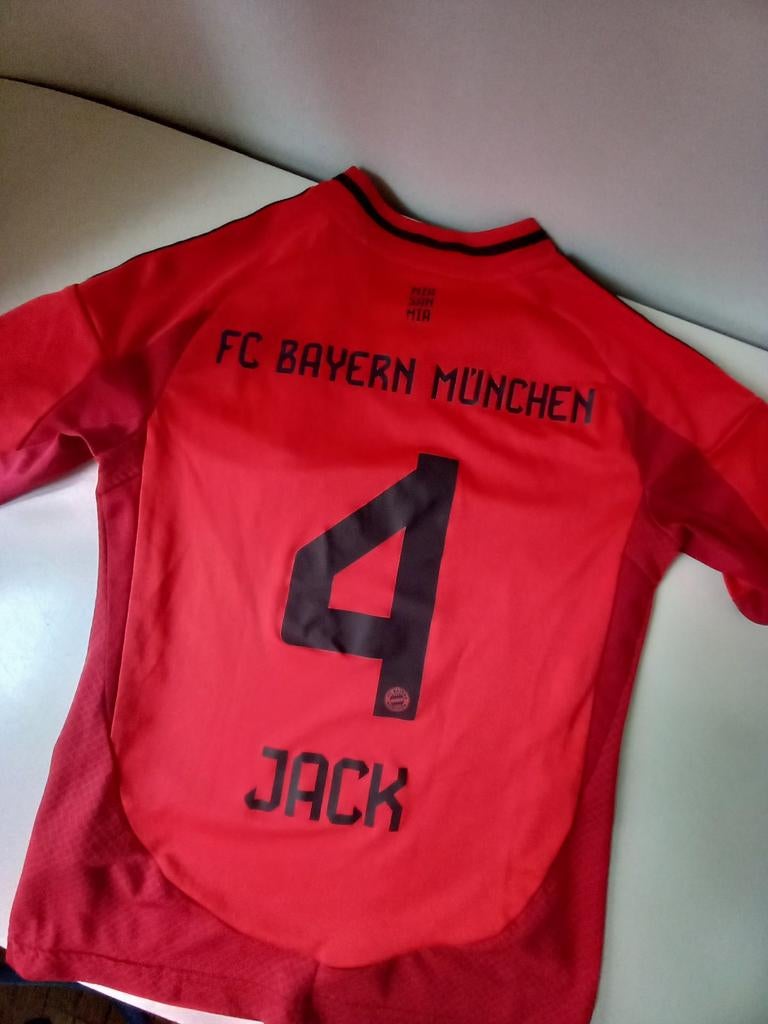 Officieel Bayern München tenue maat 140 JACK, Maat XS of kleiner, Ophalen of Verzenden, Zo goed als nieuw