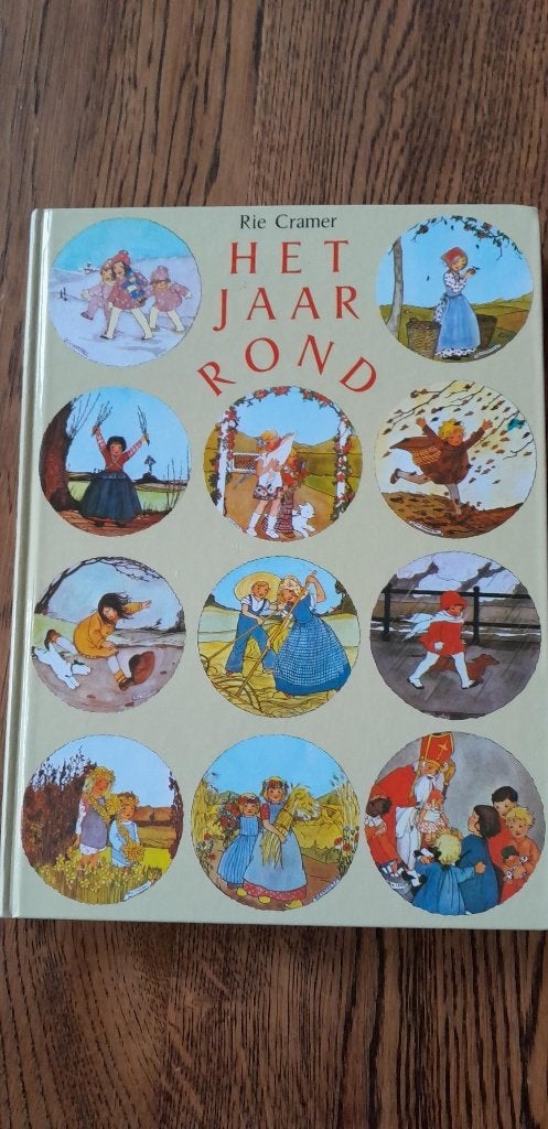 Het jaar rond. Tekeningen en versjes van Rie Cramer, 5 of 6 jaar, Fictie algemeen, Jongen of Meisje, Ophalen of Verzenden