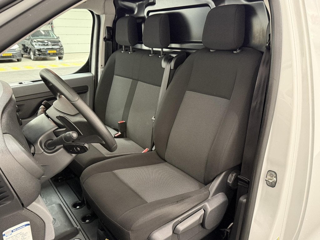 Opel Vivaro 2.0 CDTI L2H1 Edition Automaat Airco Navigatie B, Auto's, Bestelauto's, Gebruikt, Euro 6, 4 cilinders, Leder en Stof