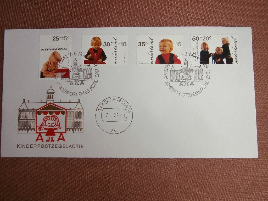 NL 1972 FDC serie KINDERPOSTZEGELACTIE AMSTERDAM, Postzegels en Munten, Postzegels | Eerstedagenveloppen, Verzenden, Onbeschreven