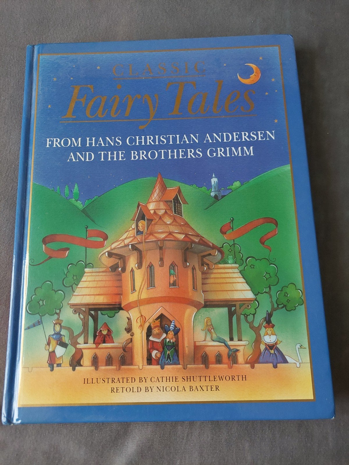 Klassieke Sprookjes: Andersen & Grimm, Boeken, Ophalen of Verzenden, Zo goed als nieuw, Hans Christian Andersen en de gebroeders Grimm