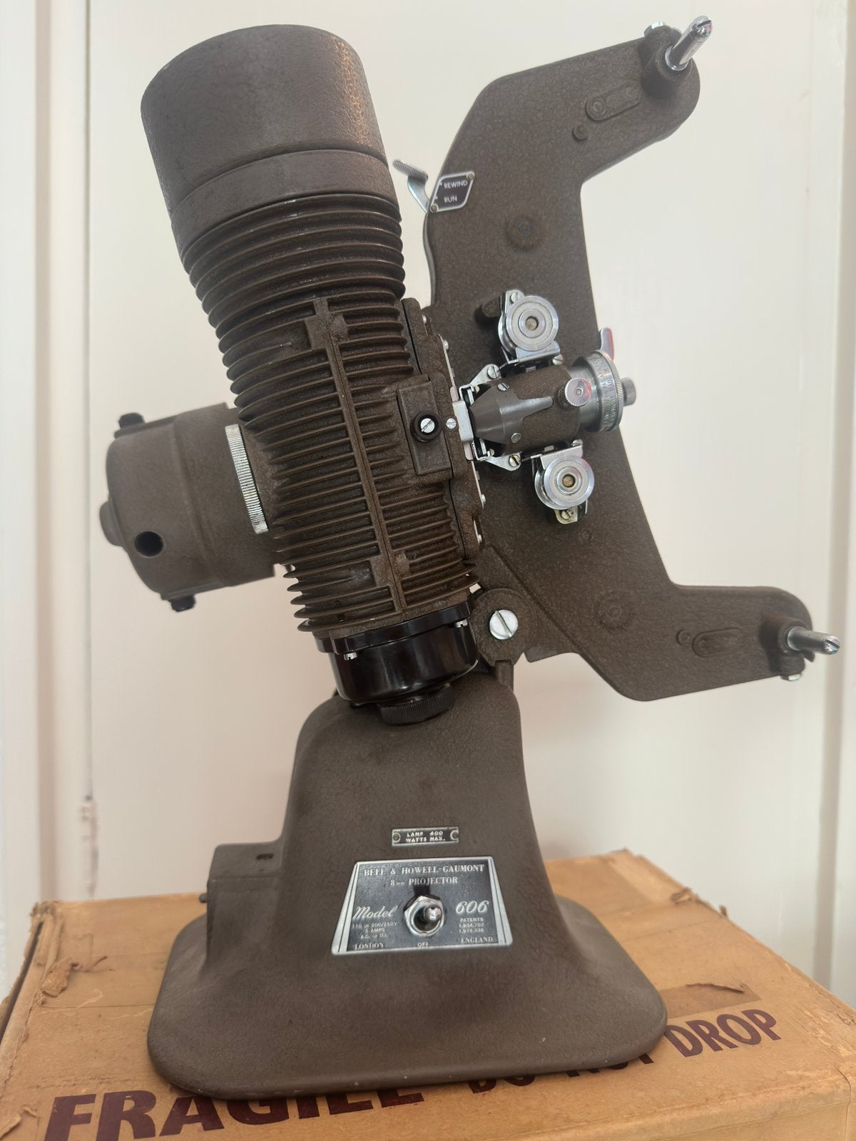 Bell & Howell-Gaumont, model 606, 8MM Projector, Ophalen of Verzenden, Zo goed als nieuw, Overige resoluties, Bell & Howell - Gaumont