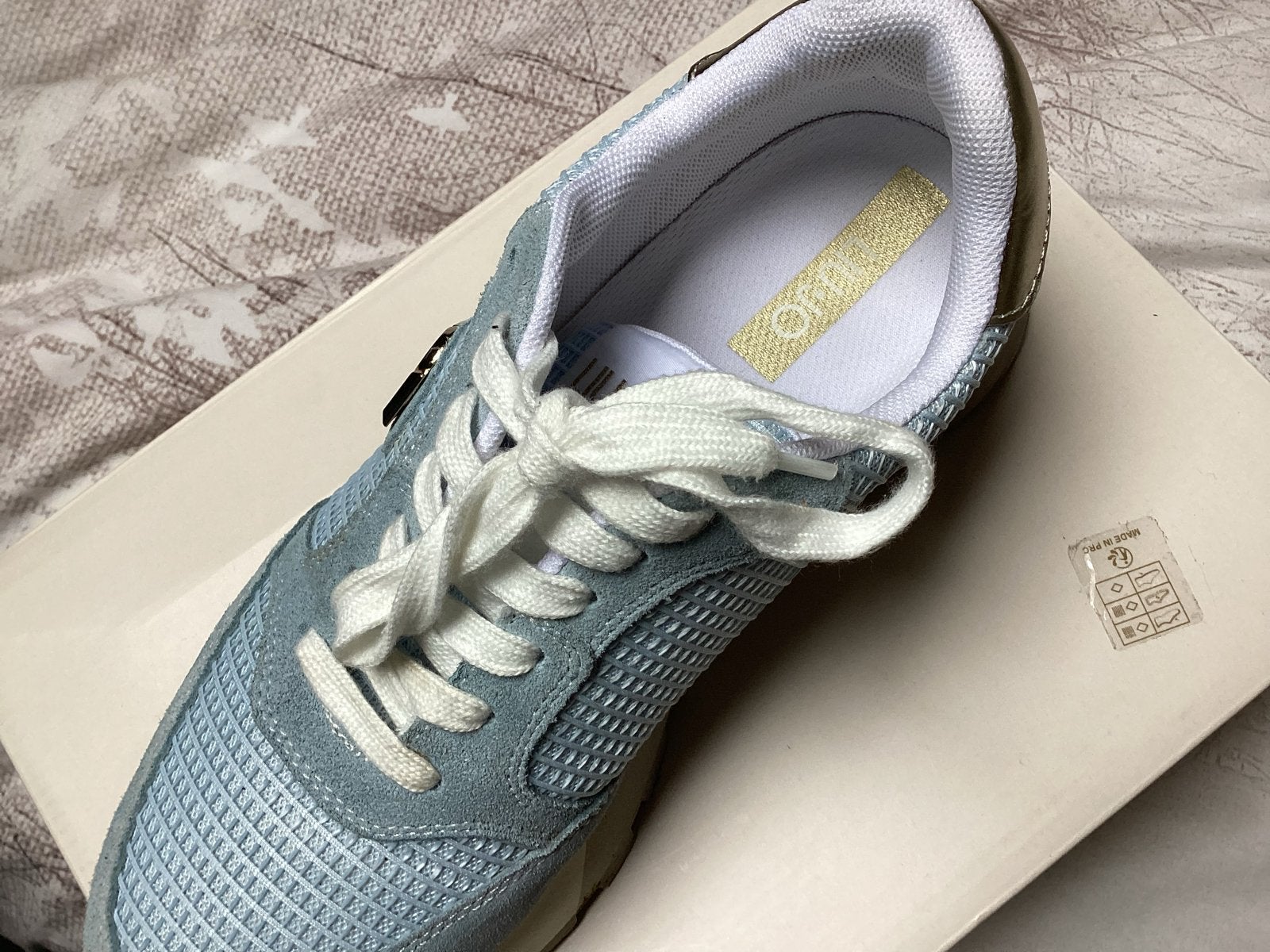Liu Jo sneakers - Lichtblauw met gouden details, Ophalen of Verzenden, Nieuw, Blauw, Sneakers of Gympen