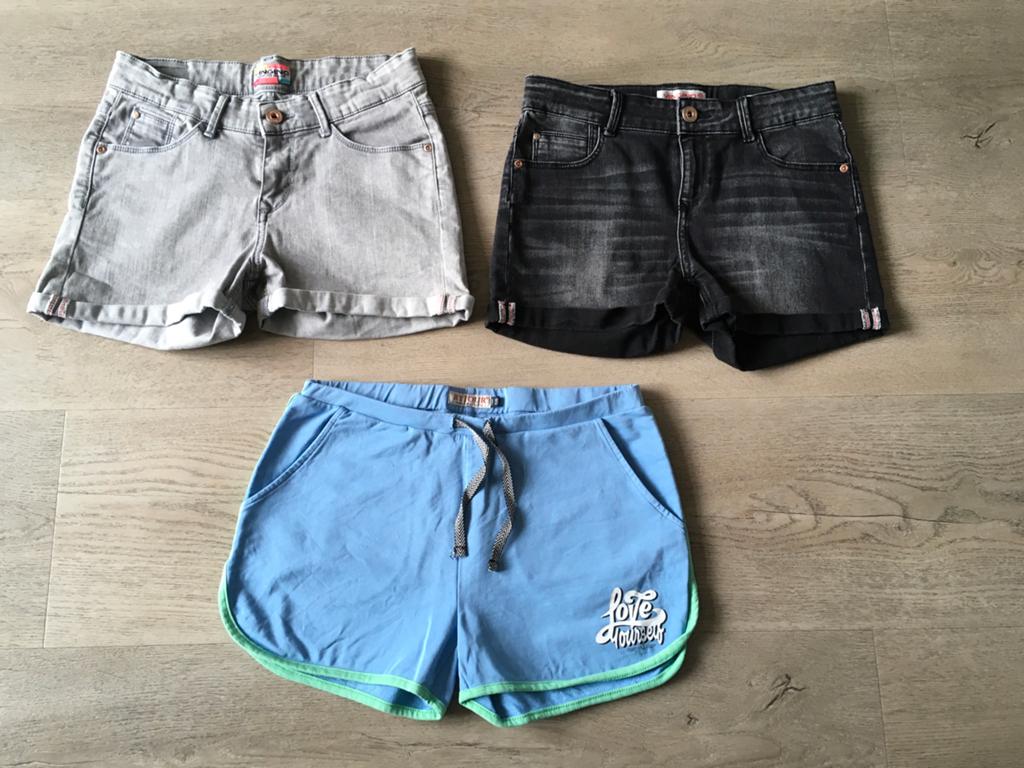 3 meisjes korte broeken 170, Ophalen of Verzenden, Zo goed als nieuw, Meisje, Broek
