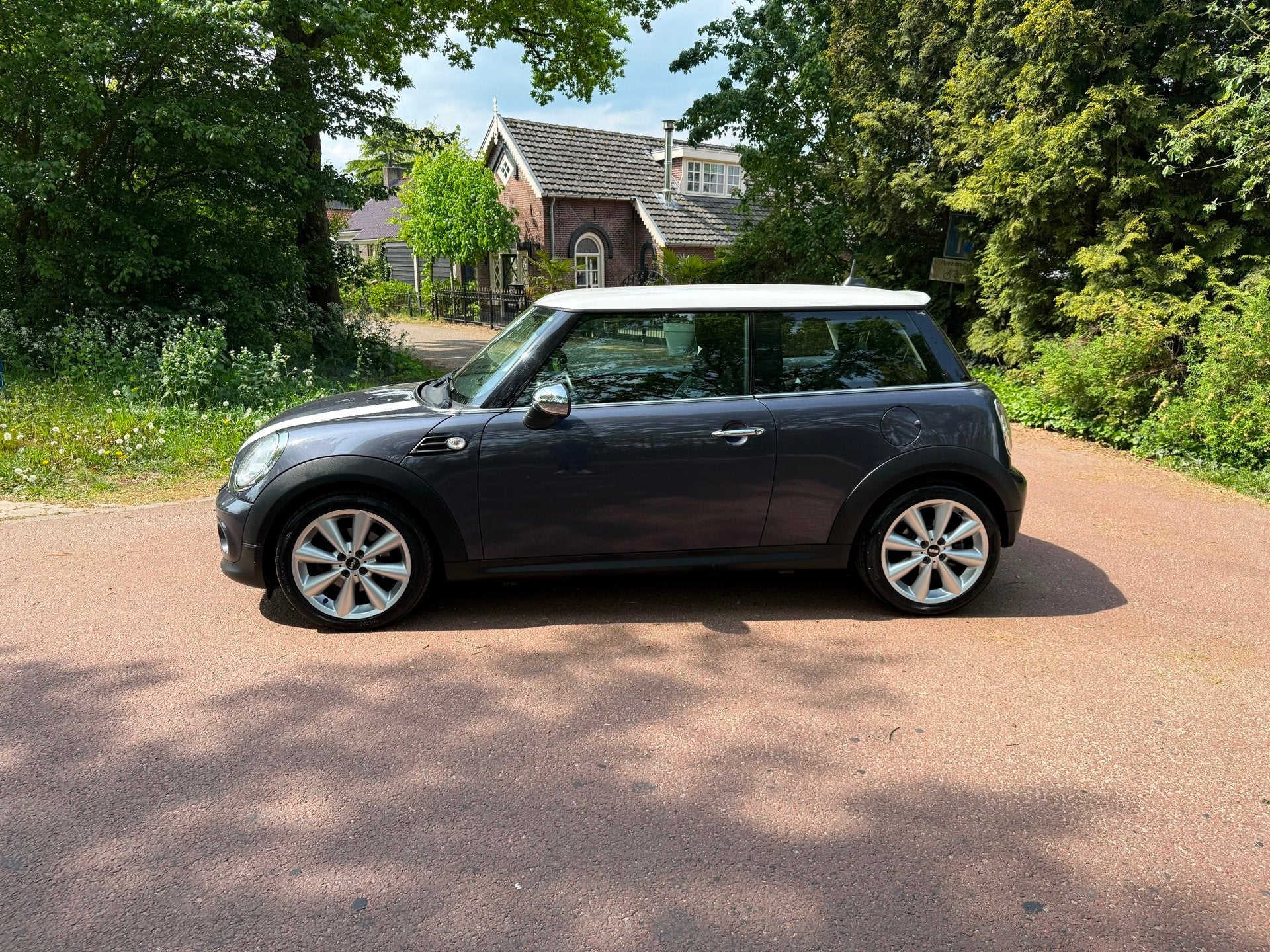 Mini Mini 1.6 Cooper Westminster / Navi / Airco / NAP / PDC, Auto's, Mini, Voorwielaandrijving, Gebruikt, Euro 6, 4 cilinders