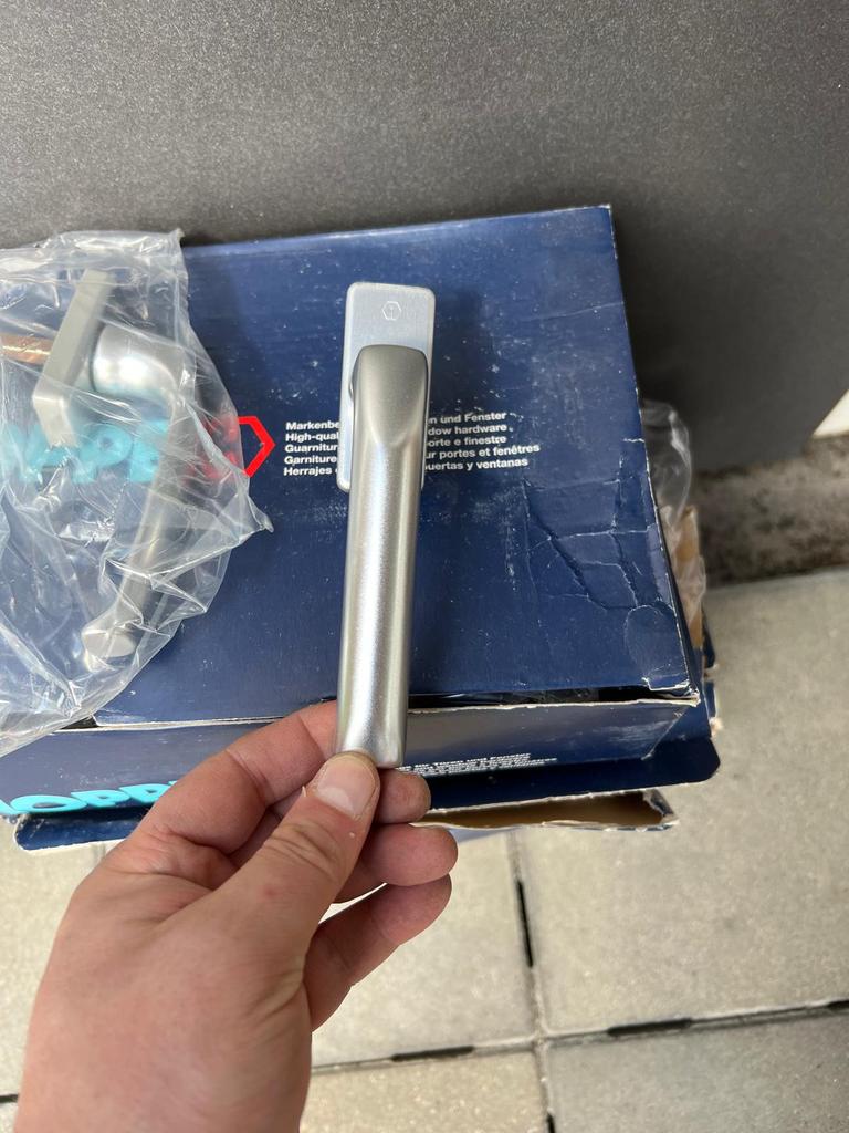 Hoppe aluminium raamkrukken, Ophalen of Verzenden, Nieuw