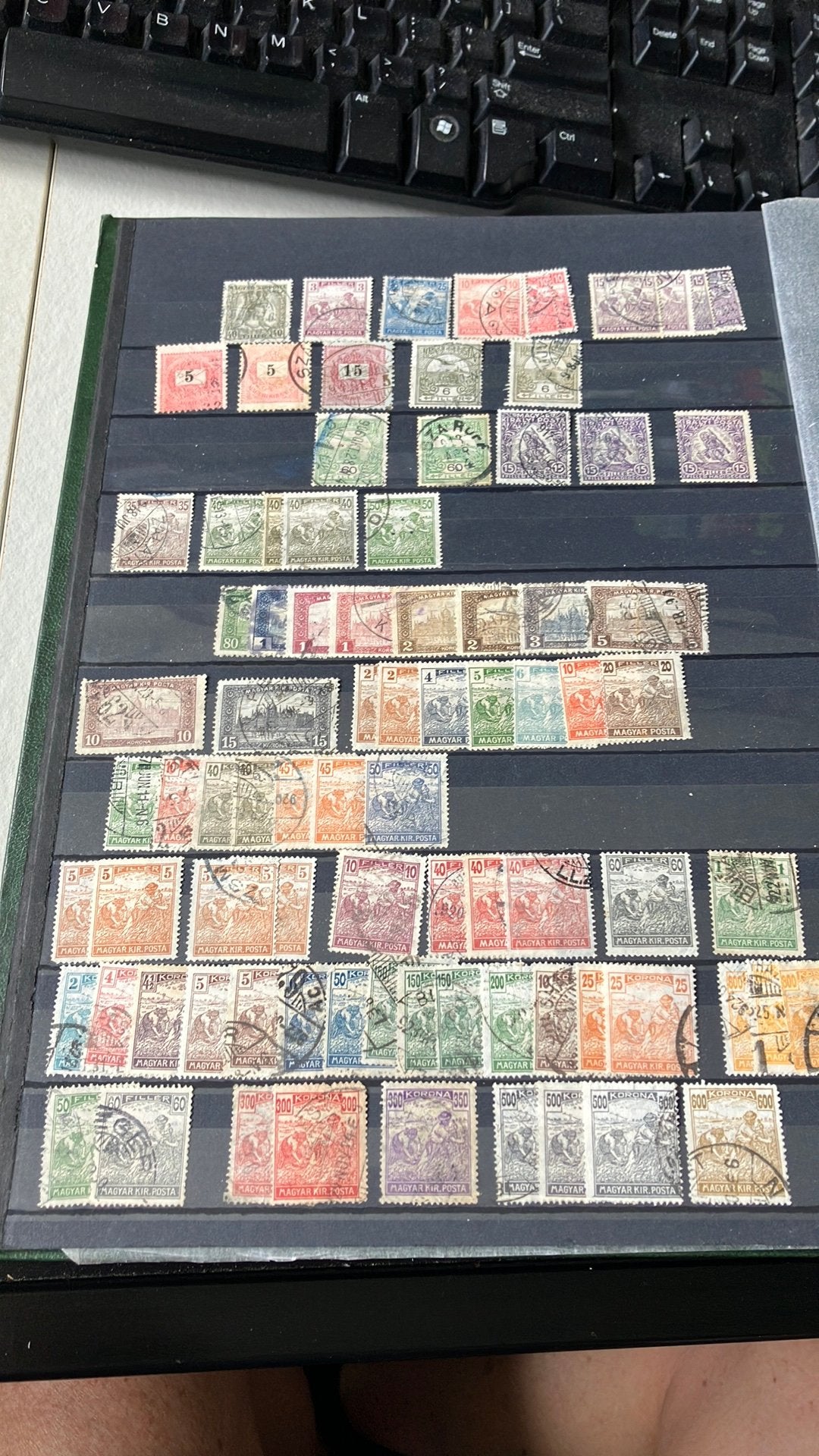 Hongarije 31 pag mooie landencollectie, Ophalen of Verzenden, Buitenland