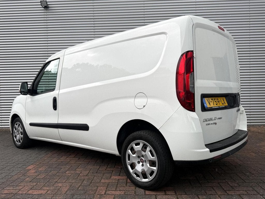 Fiat Doblò Cargo 1.6 MJ L2H1 Maxi SX Airco Cruise Navi 2018, Auto's, Bestelauto's, Voorwielaandrijving, Stof, Gebruikt, 4 cilinders