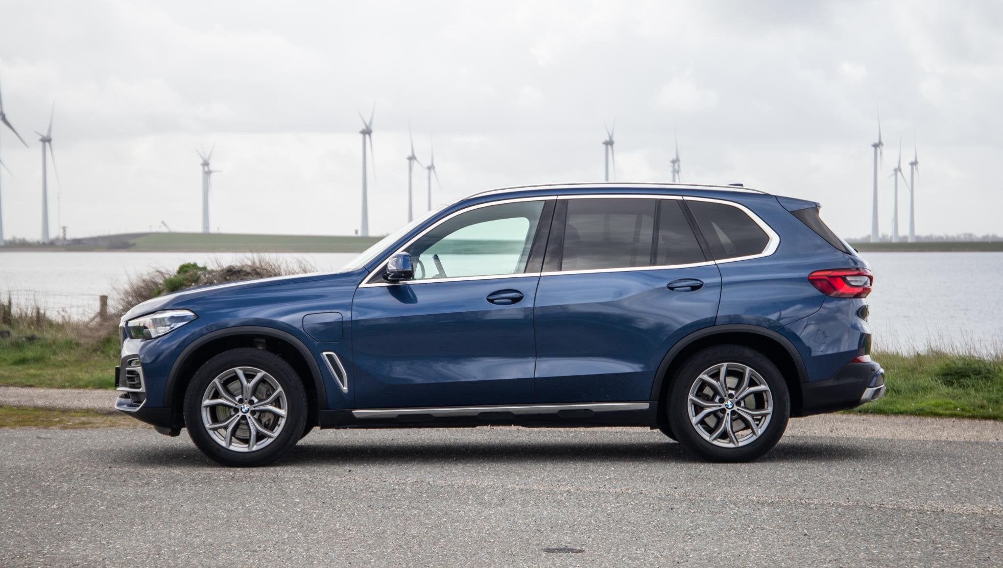 BMW X5 xDrive45e Executive 360 CAMERA / BRUIN LEER / LED / K, Automaat, Gebruikt, 394 pk, Blauw
